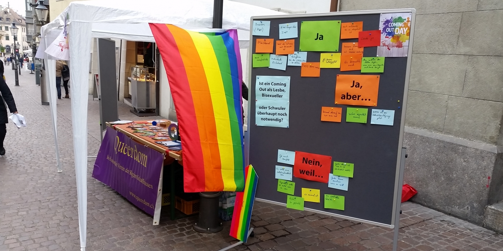 coming_out_day_2015_13.jpg