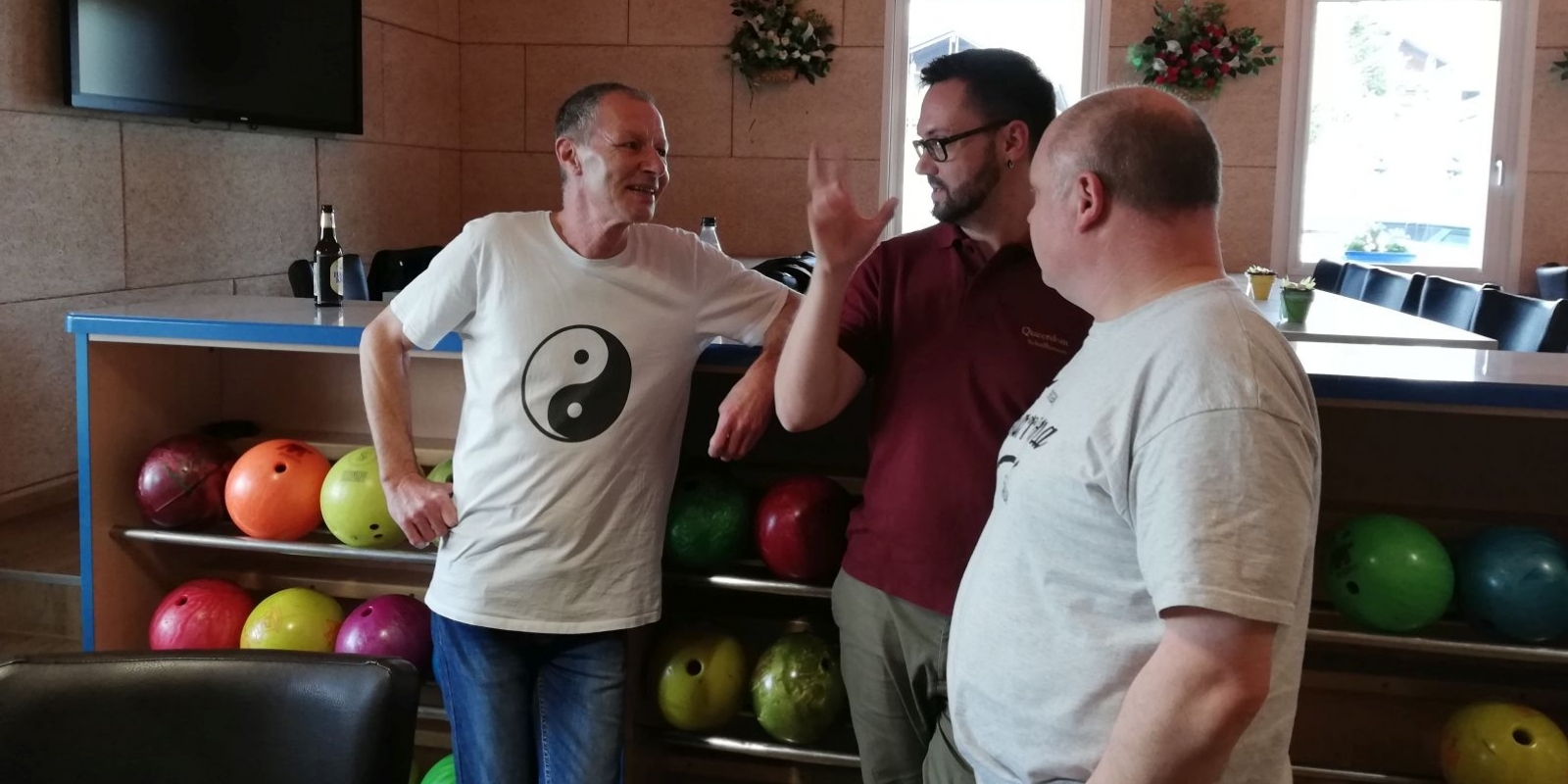 bowling_22_03.jpg