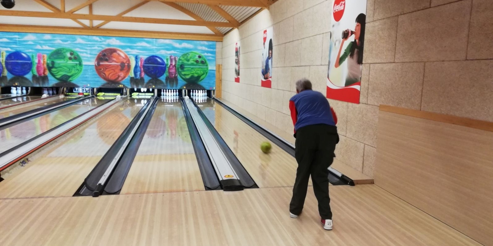bowling_22_09.jpg