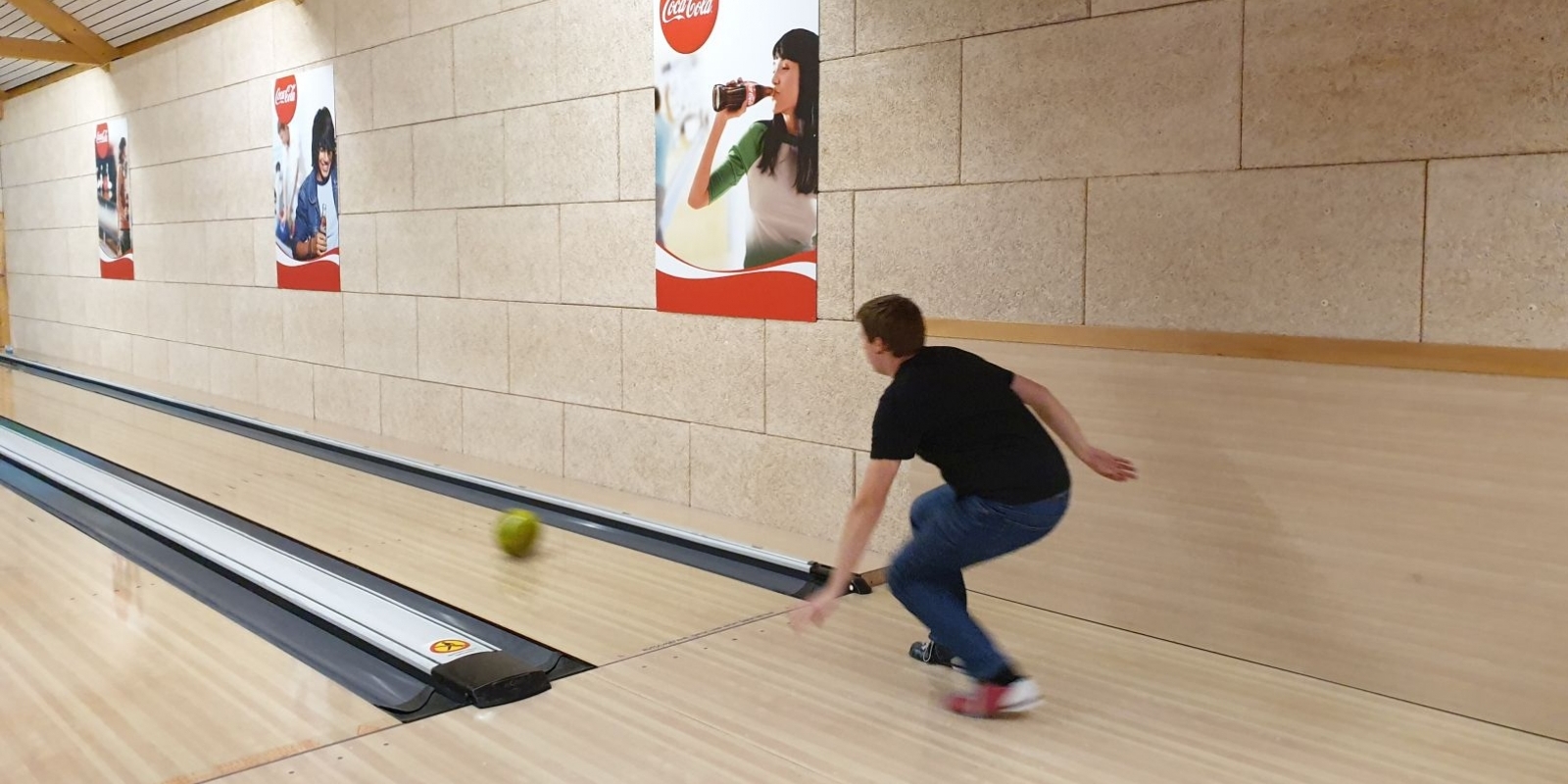 bowling_22_16.jpg