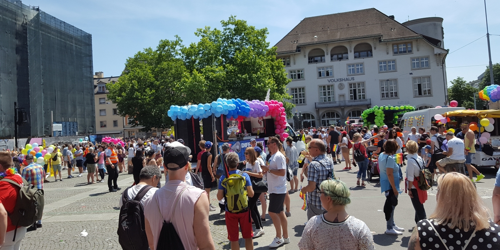 zurich_pride_festival_2018_01.jpg